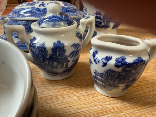 Blue Willow Childs Tea Dinner Set Made In Japan 1950's Vintage Ceramic